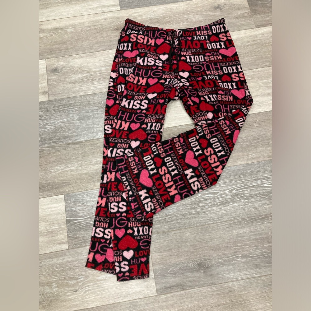 Valentine’s Day Pajama Pants Size Small Love Red, Pink, Black Hearts